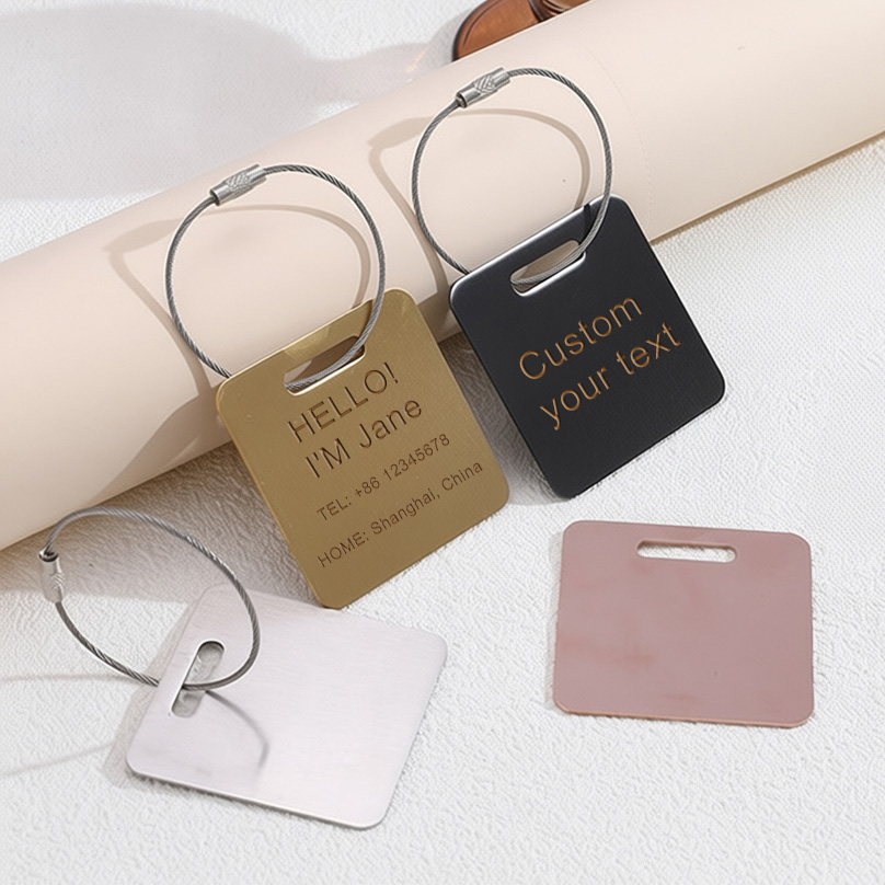 Travel Accessories Deals - カスタム名入り荷物タグ レーザー彫刻ラベル 盗難防止旅行用品 ステンレス製パーソナライズテキストスーツケースタグ