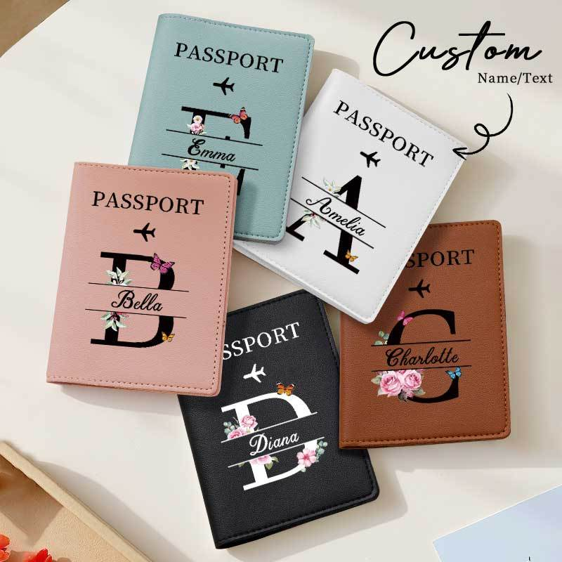 Travel Accessories Present - パーソナライズされたブラウンパスポートホルダー カスタムネーム スタイリッシュな男性女性用 旅行用 多目的お土産 プレゼント